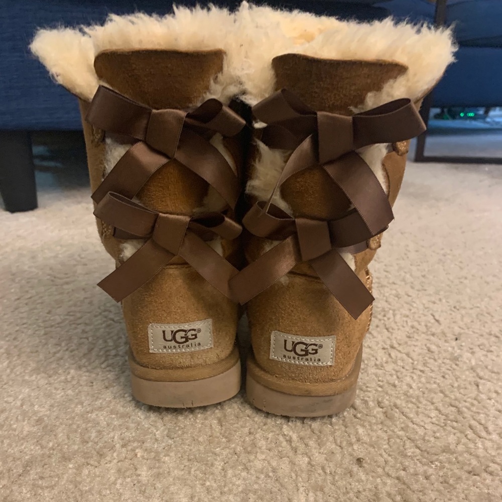 Ugh Bailey Bow II boots